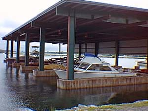 dock1.JPG (20018 bytes)