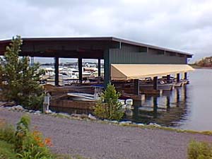 dock4.JPG (18902 bytes)